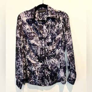 Jones New York Long Sleeve Snake Gray Black and White Button Down Shirt Size 4